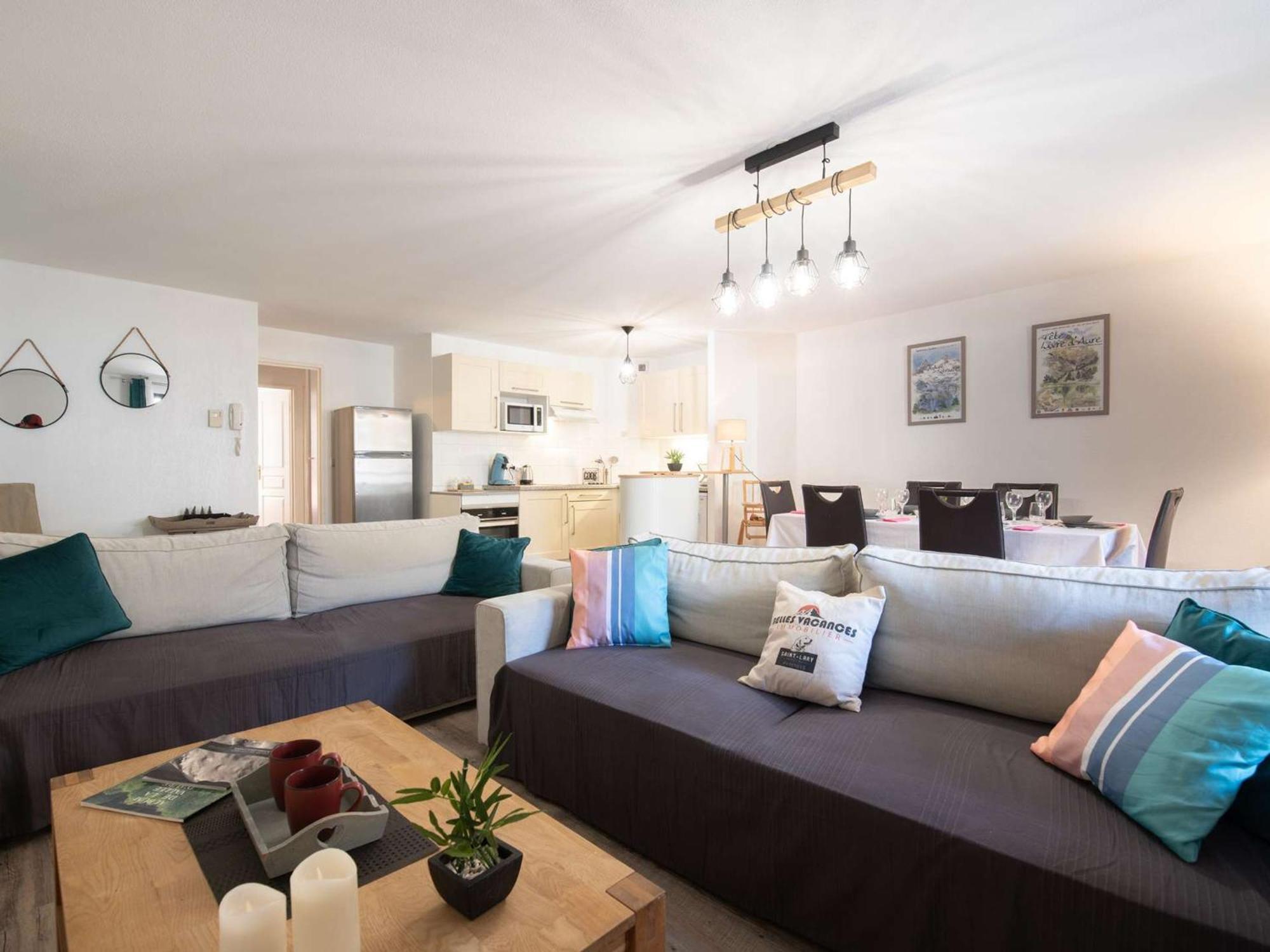 Appartement 6 Pers, Centre St-Lary, 2 Ch + Cabine, Garage, Balcon, Et Ascenseur - Fr-1-296-361 생라리술랑 외부 사진